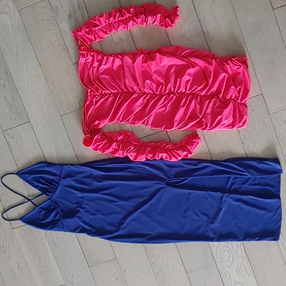2 size small Fashion Nova dresses
